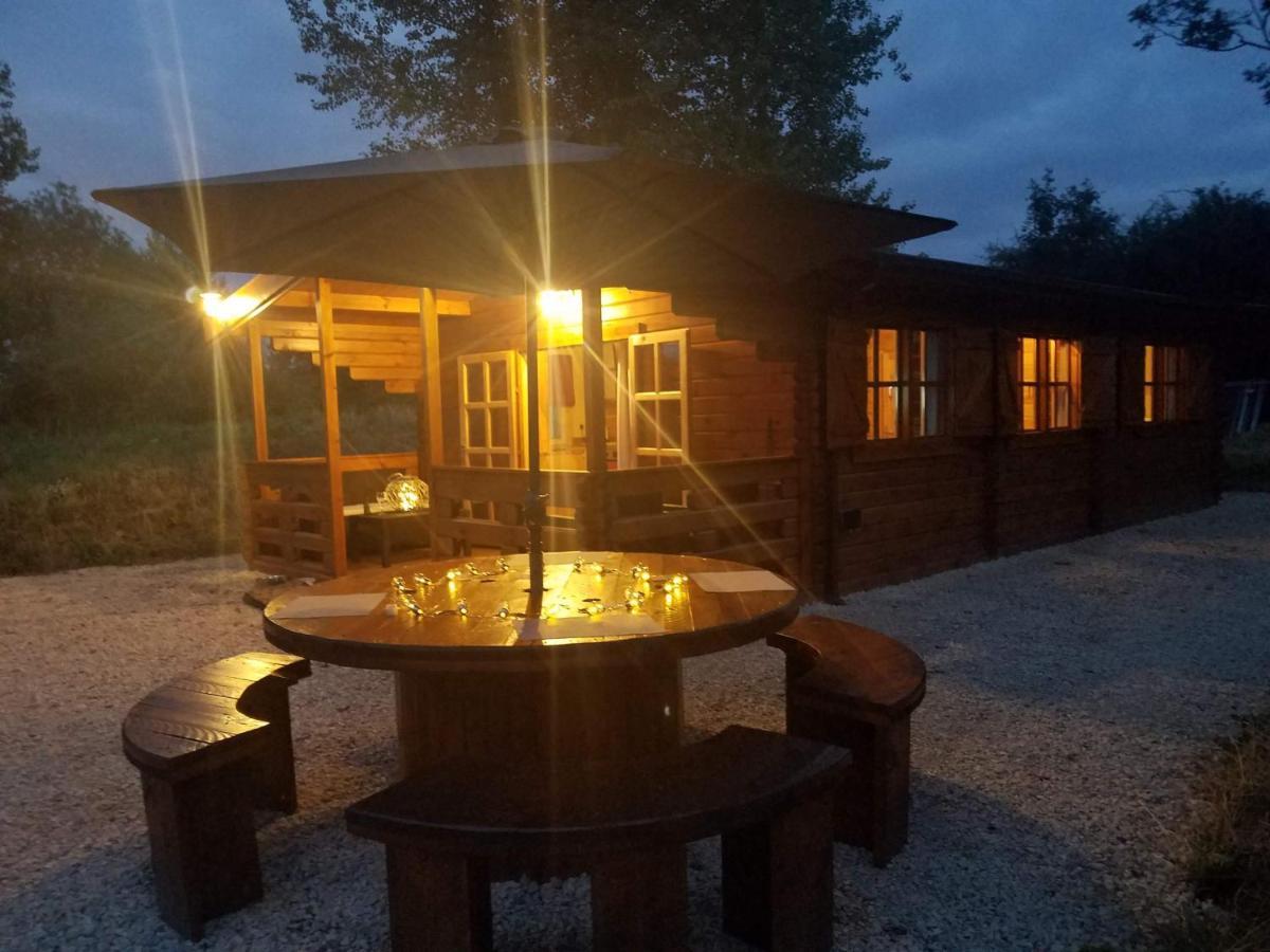 West Pool Cabin Lincoln Exterior foto